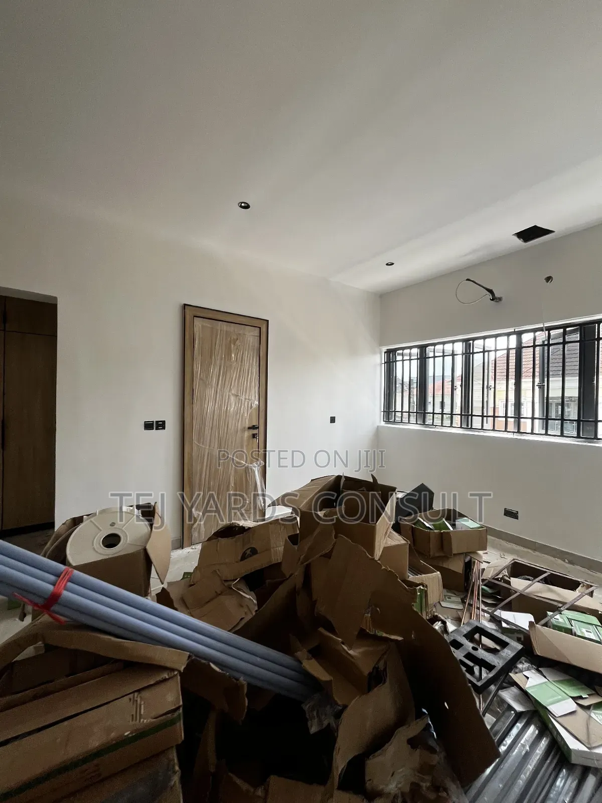 4bdrm Apartment in Adeoye Court, Iseri for sale in Iseri