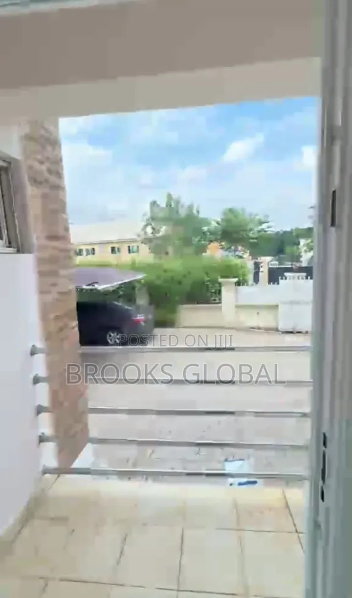 2bdrm Bungalow in Utako for rent in Utako