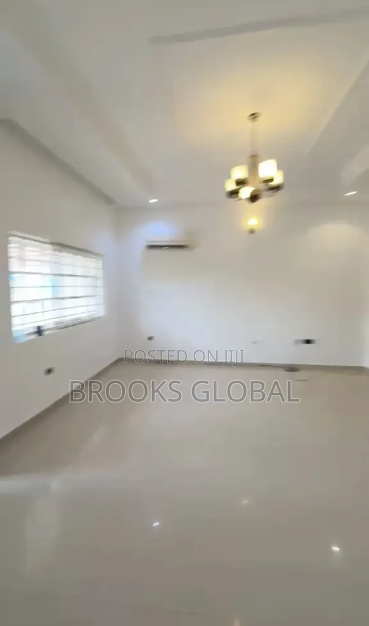 2bdrm Bungalow in Utako for rent in Utako