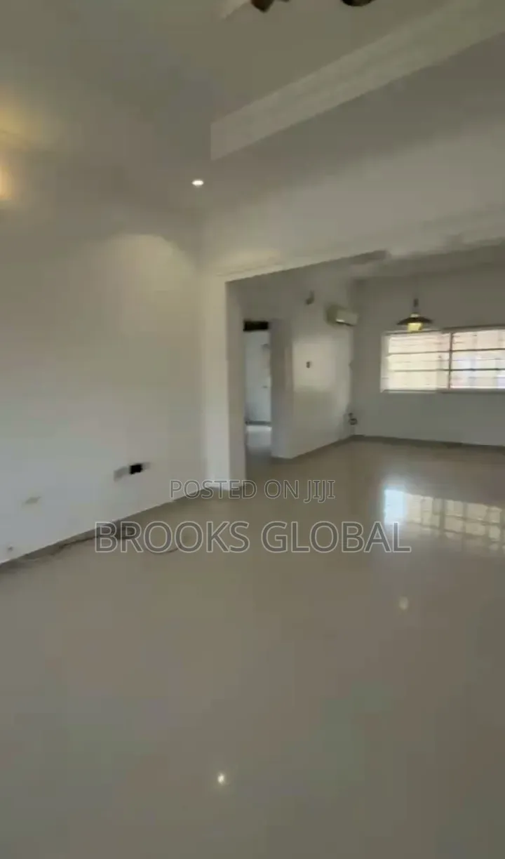 2bdrm Bungalow in Utako for rent in Utako