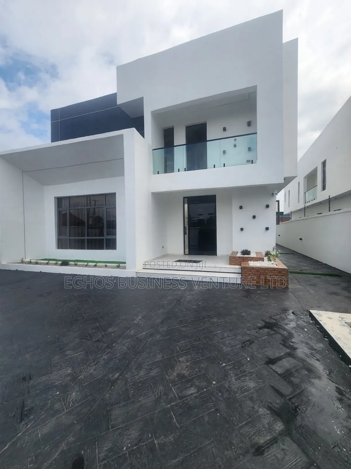 4bdrm Duplex in Akhionbare Gra Benin for sale in Benin City