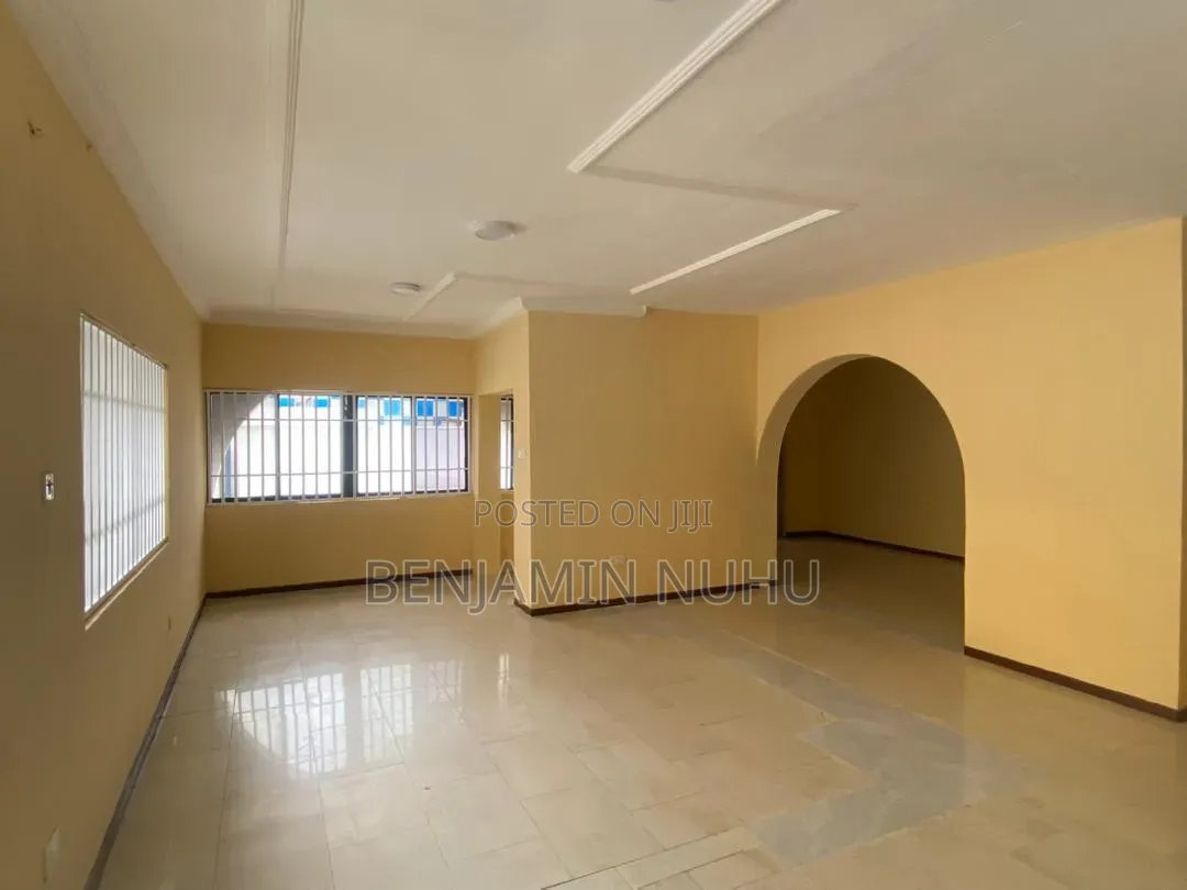 5bdrm Duplex in Lekki Phase 1 for rent in Lekki Phase 1