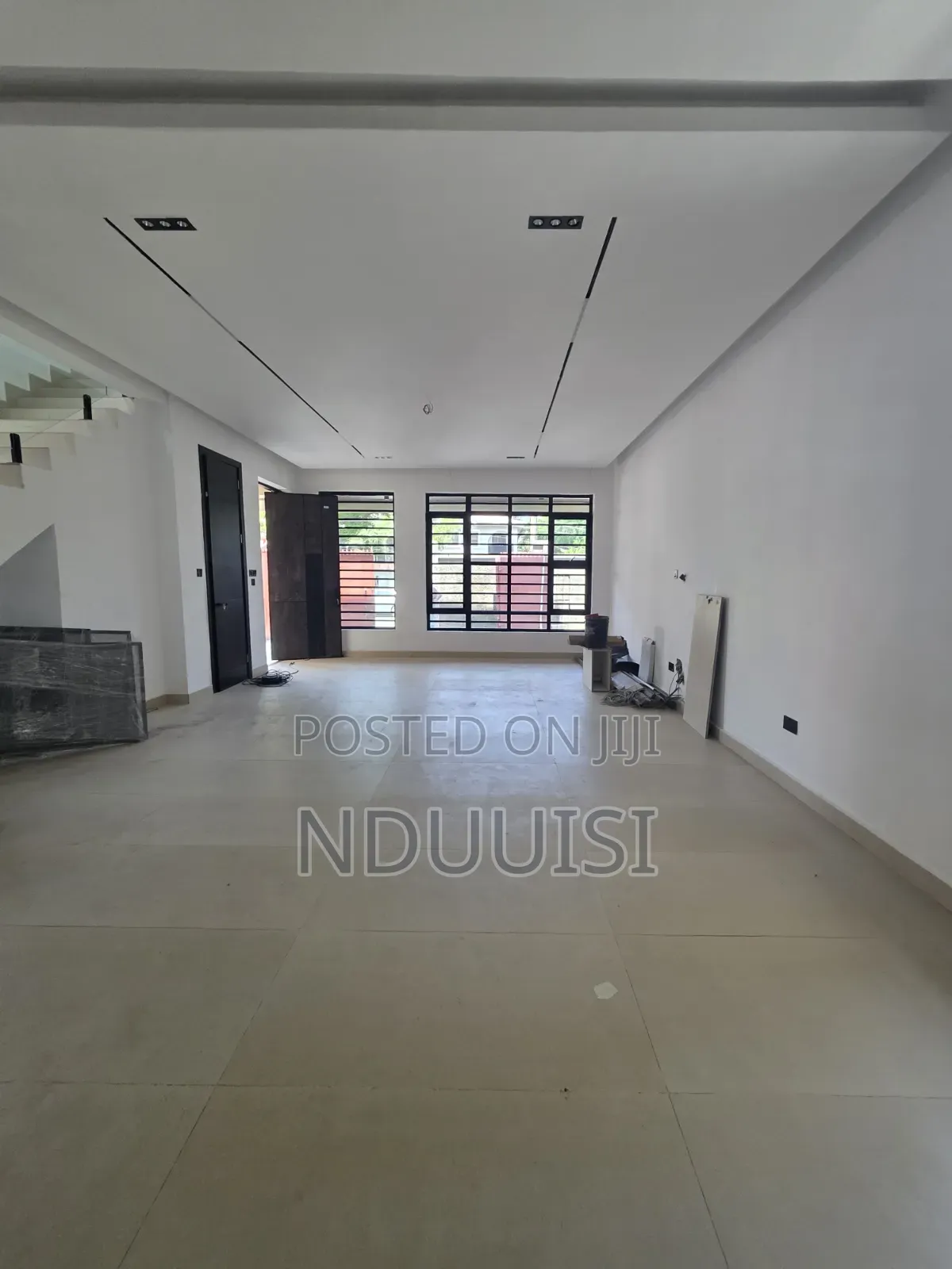 5bdrm Duplex in U3 Estate, Lekki Phase 1 for sale in Lekki Phase 1