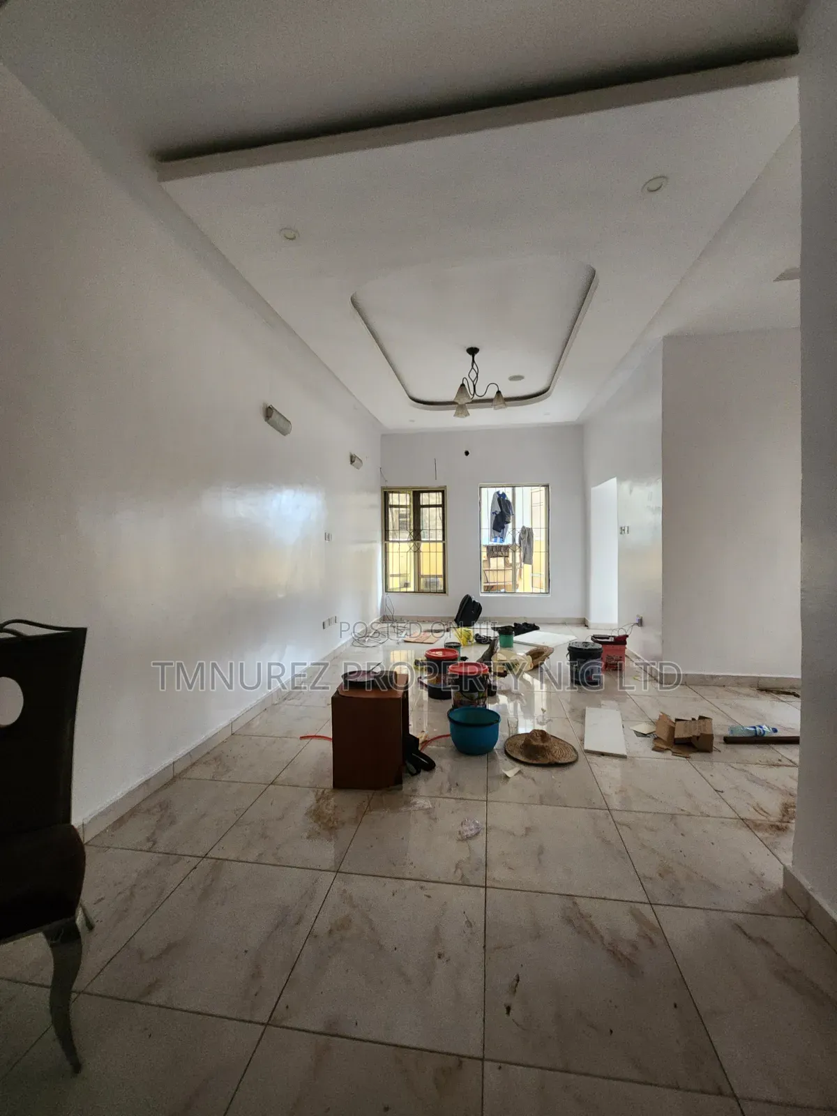4bdrm Duplex in Chevron for rent in Chevron