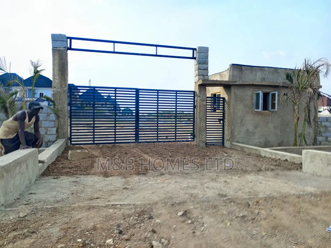 M B Villa Estate Lugbe in Lugbe District