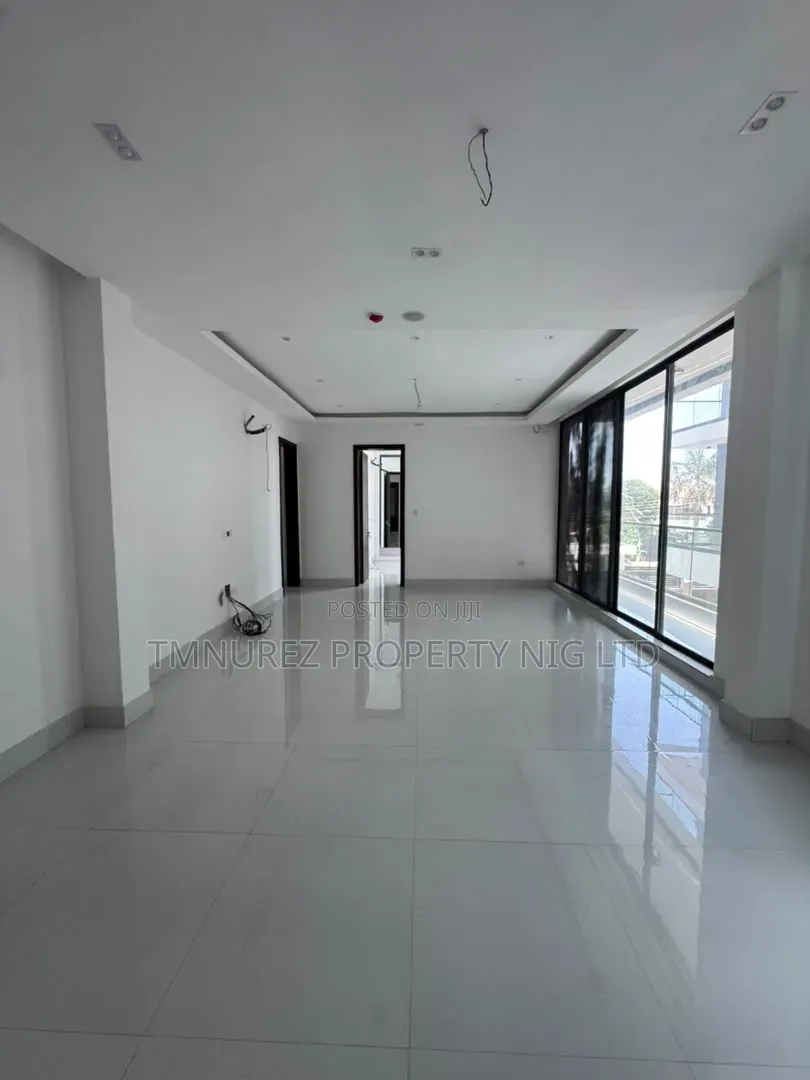 3bdrm Apartment in Lekki Phase 1 for rent in Lekki Phase 1
