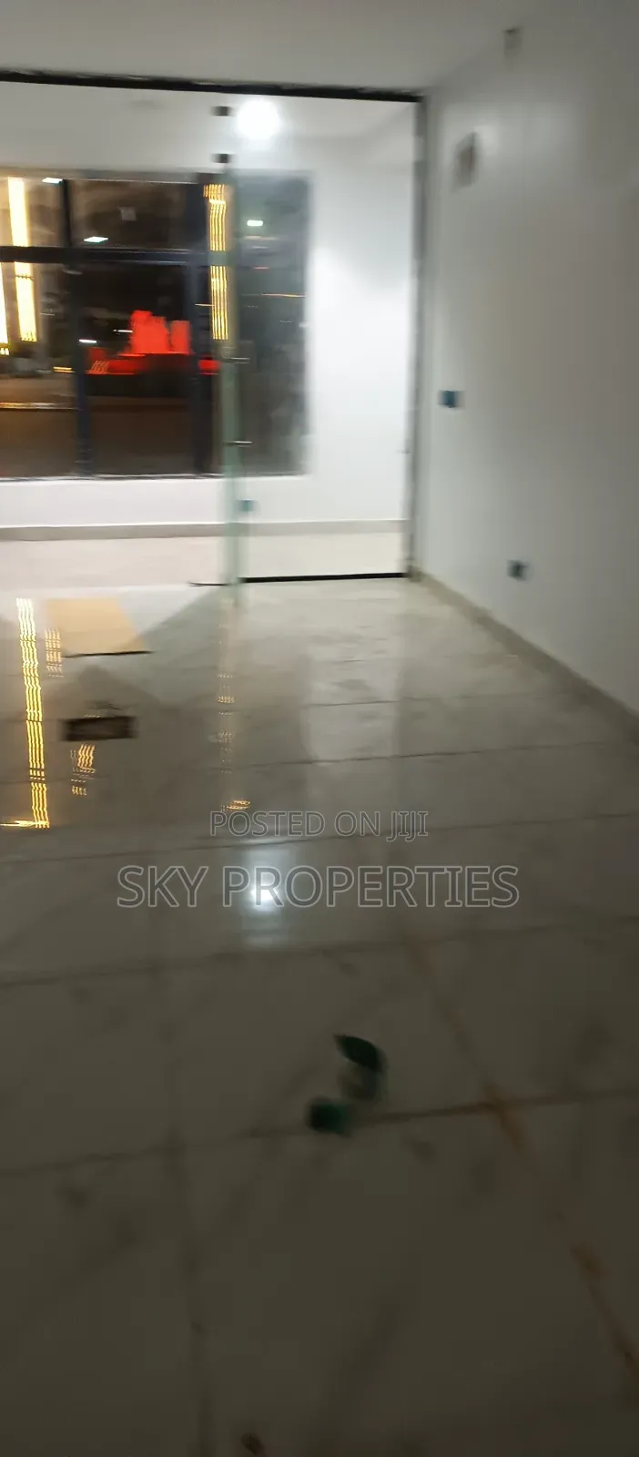 40 Square Shop for Rent in Sangotedo