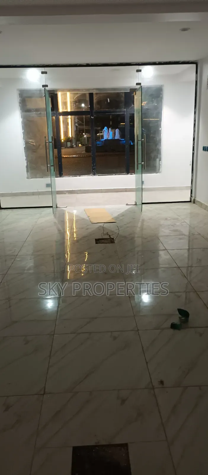 40 Square Shop for Rent in Sangotedo