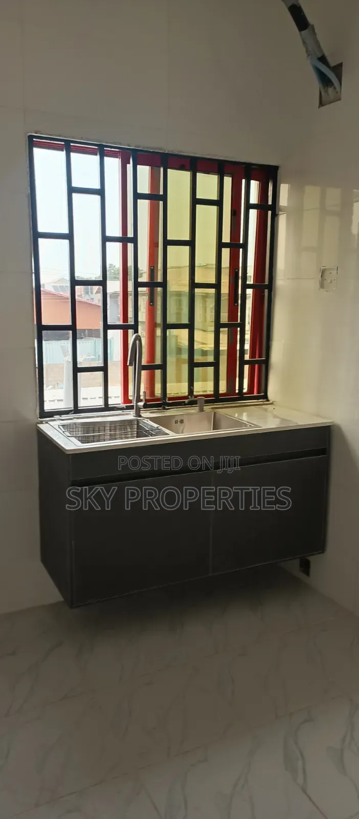 180 SQMS Shop Space for Rent in Sangotedo