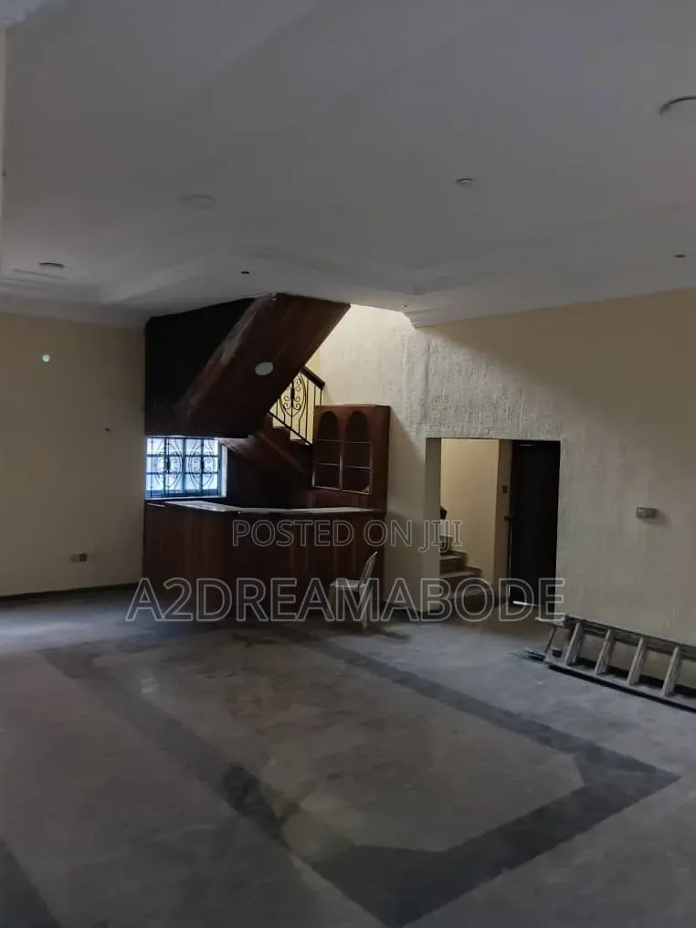 6bdrm Duplex in Adeniyi Jones for rent in Adeniyi Jones