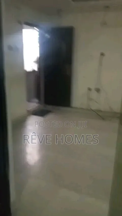 Mini Flat in Adekunle for rent in Adekunle