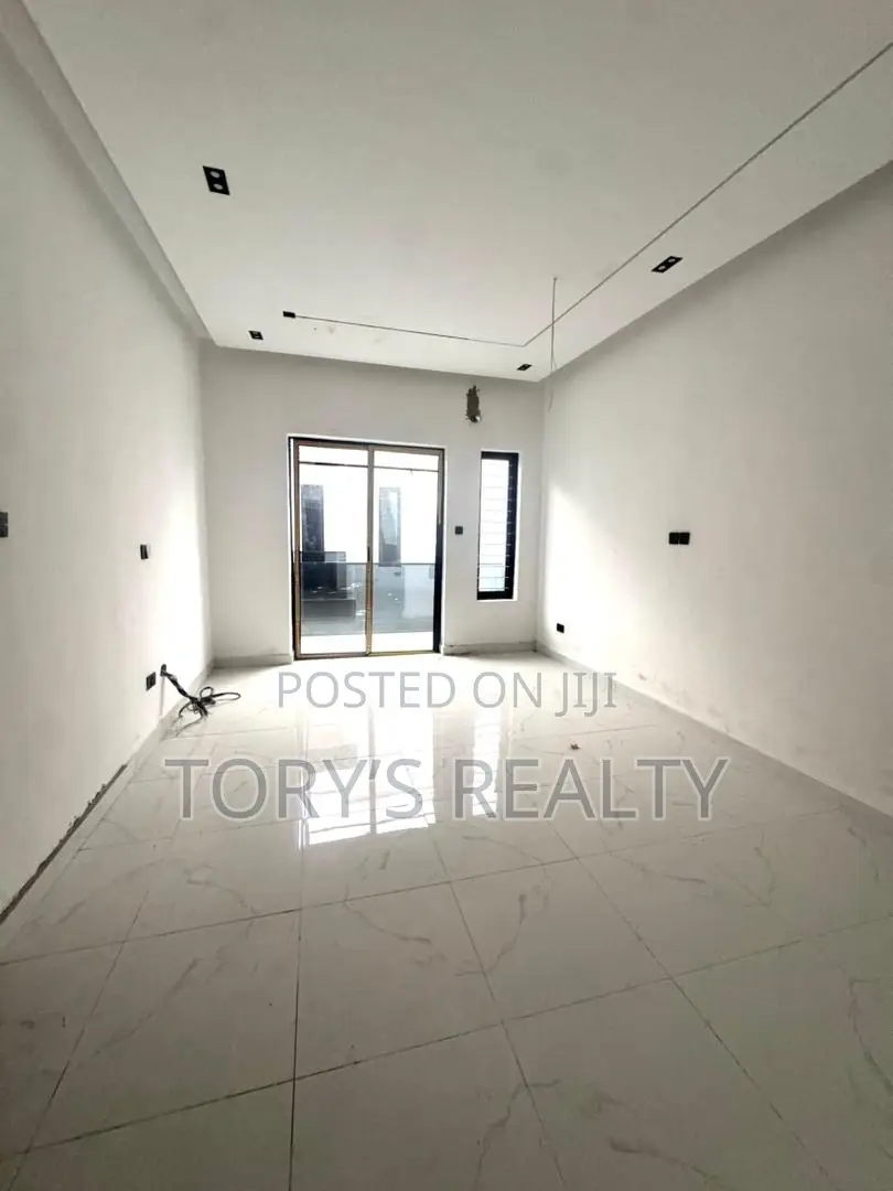 4bdrm Duplex in Abraham Adesanya Estate for rent in Abraham Adesanya Estate