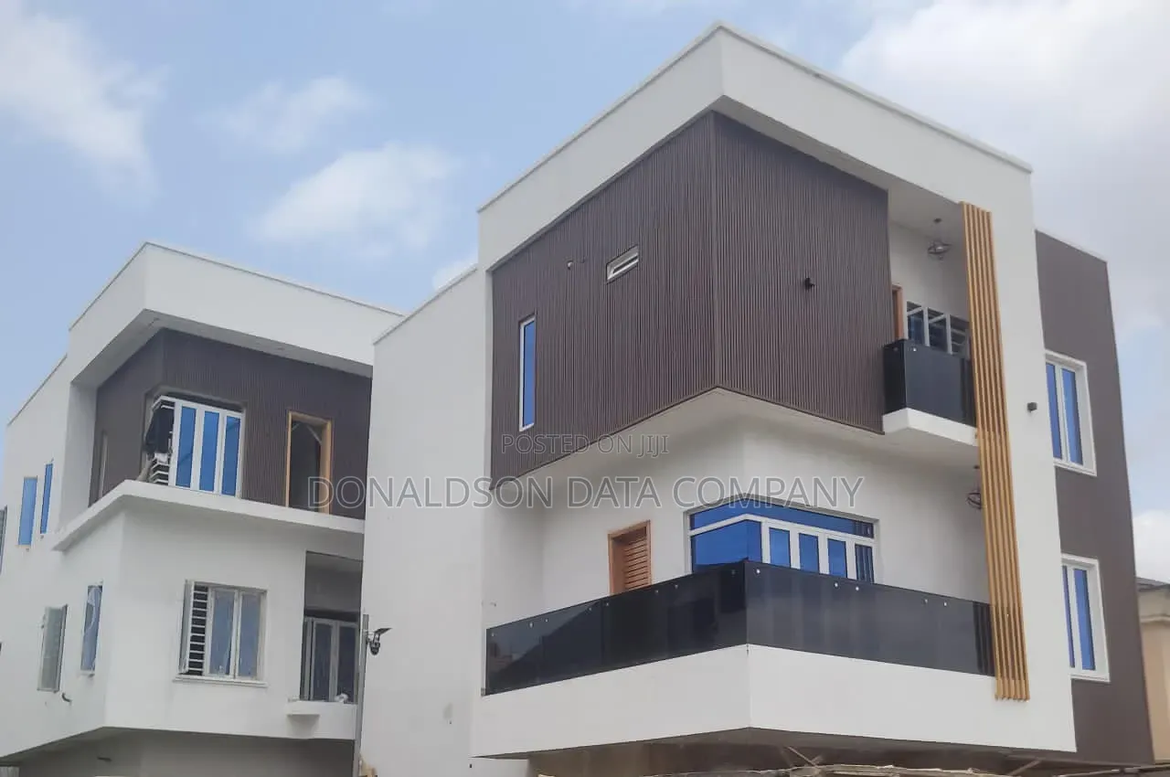 4bdrm Duplex in Magodo Phase 1 for sale in GRA Phase 1