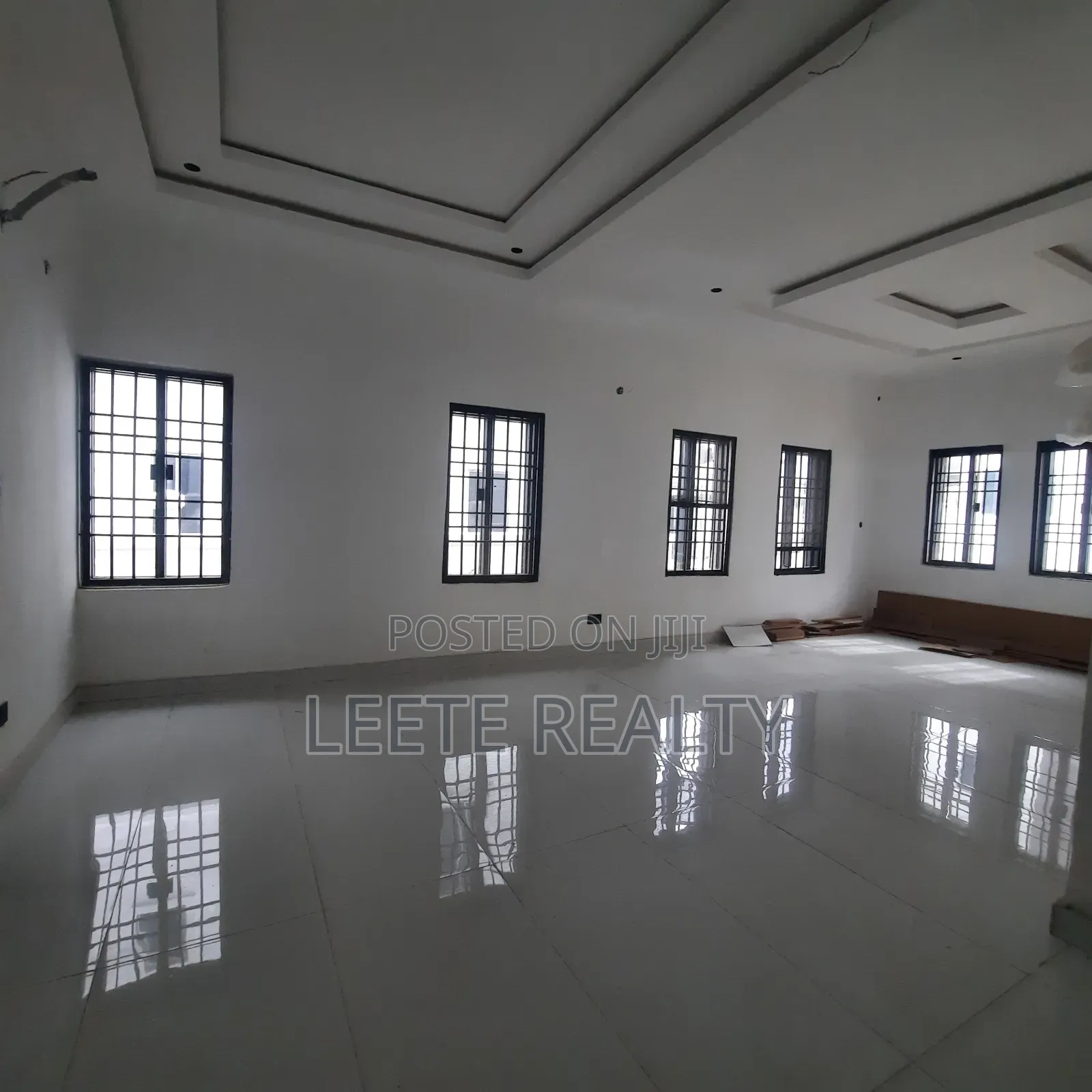 5bdrm Duplex in Kado for sale in Kado