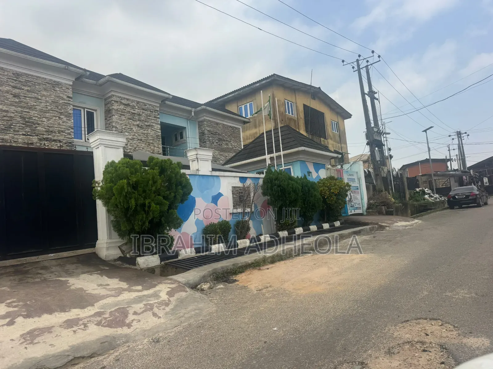 Land Measuring 1370sqm With a Well Maintained Apartment of 20flats in Ifako-Ogba