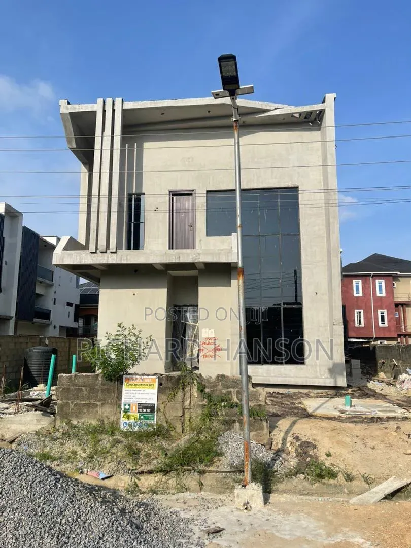 4bdrm Duplex in Secured, Ado / Ajah for sale in Ado / Ajah