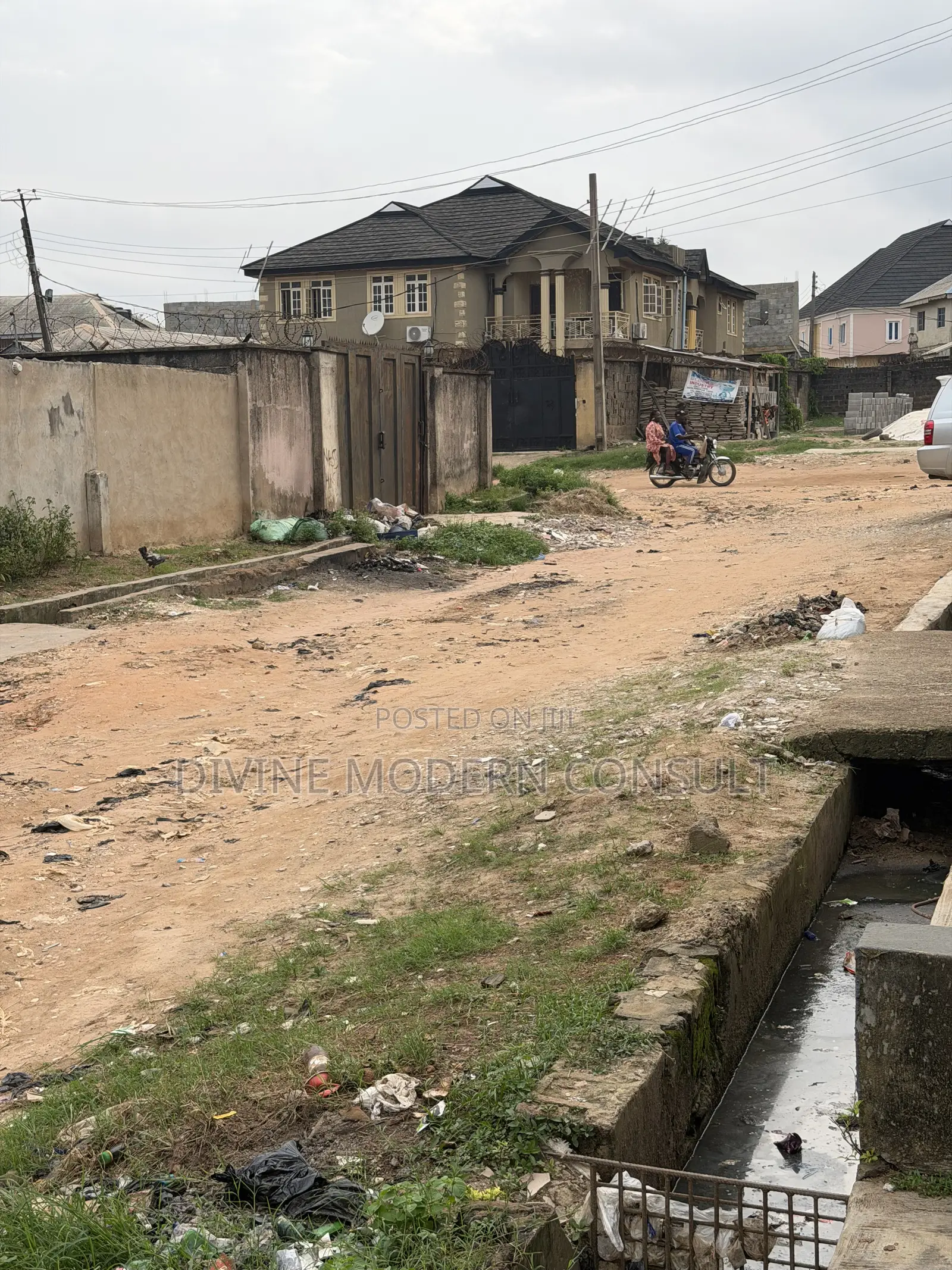2bdrm Block of Flats in Private, Abule Egba for sale in Abule Egba