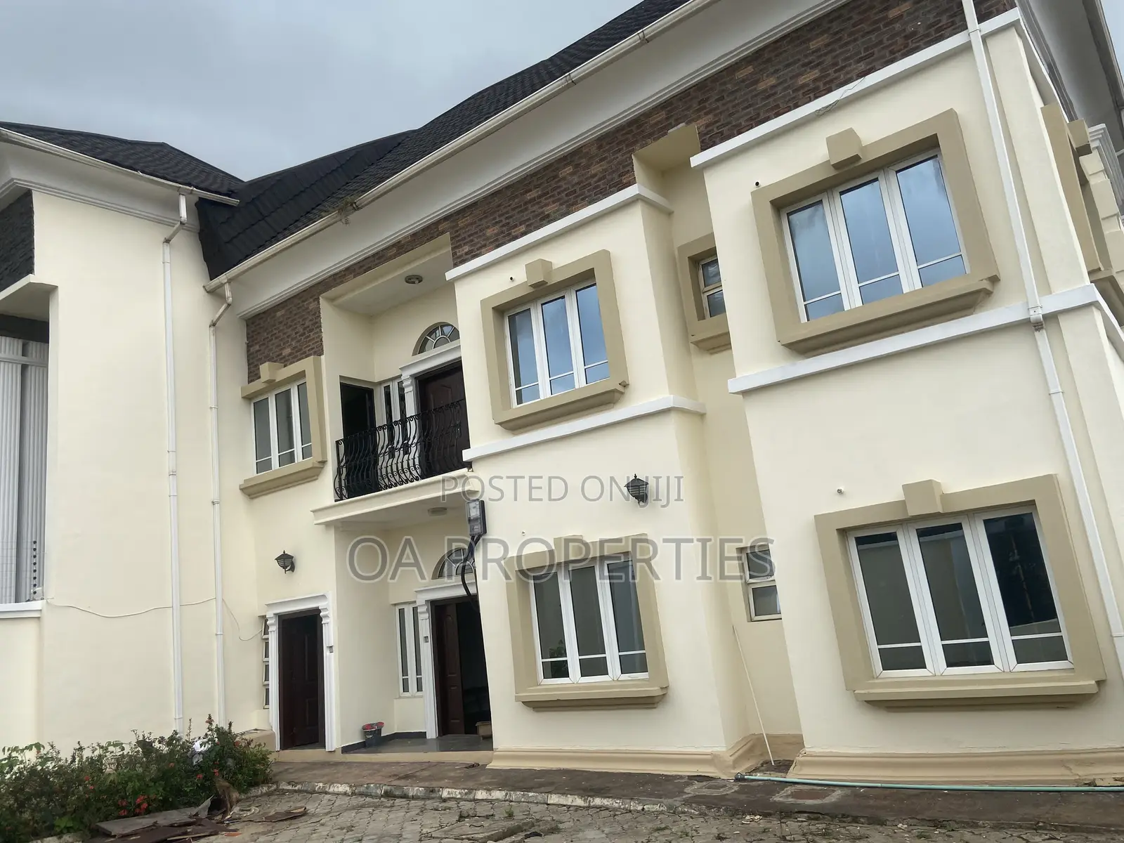 3bdrm Block of Flats in Alalubosa Gra Ibadan for rent in Ibadan