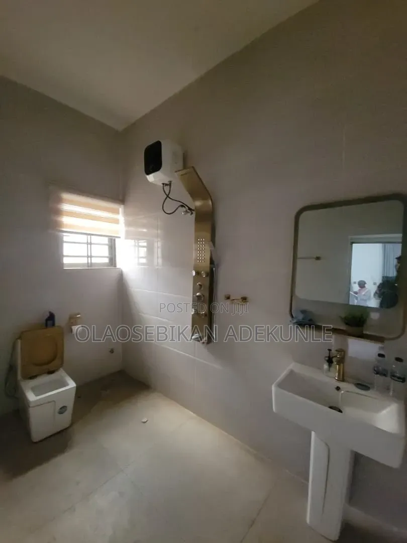Furnished 4bdrm Duplex in Kolapo Ishola Gra, Akobo for rent in Akobo