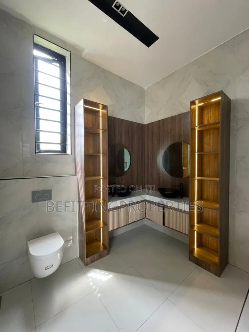 5bdrm Duplex in Lekki for sale in Lekki