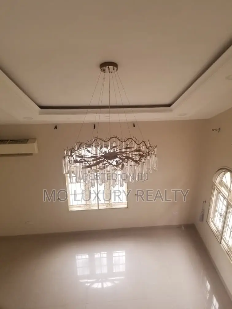 4bdrm Duplex in Lekki Phase 1 for rent in Lekki Phase 1
