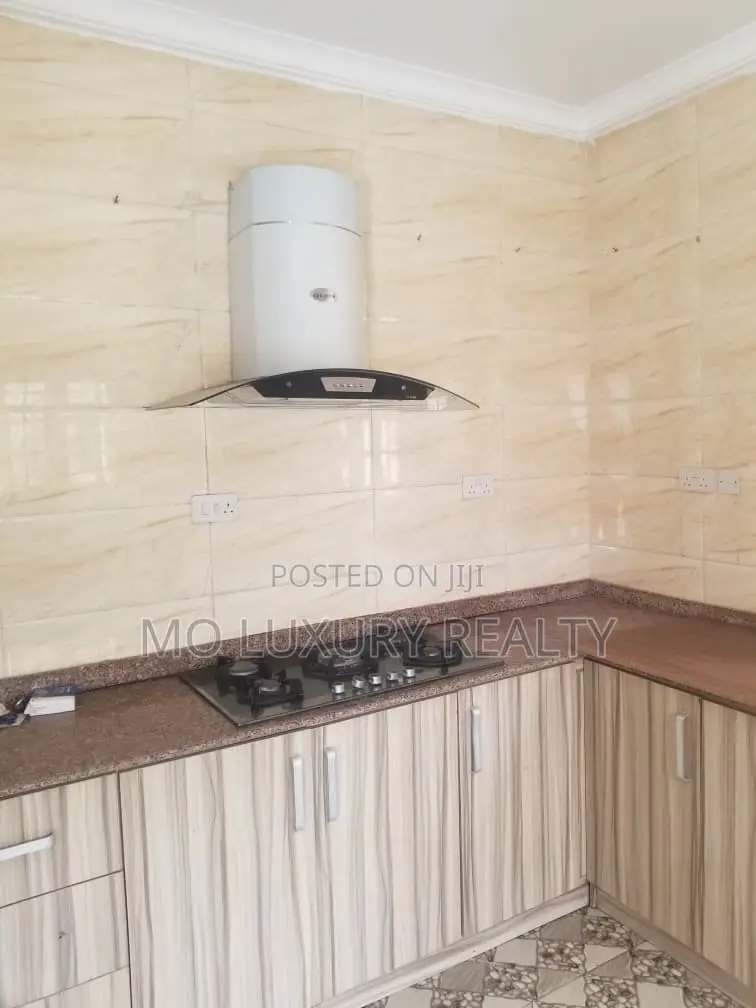 4bdrm Duplex in Lekki Phase 1 for rent in Lekki Phase 1