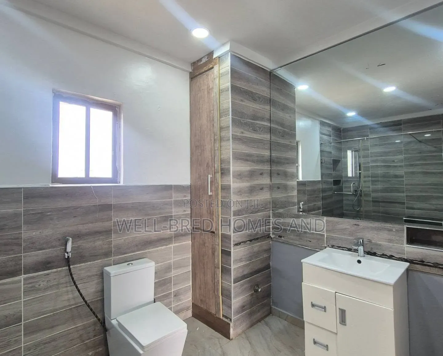 3bdrm Apartment in Akin Adesola for rent in Akin Adesola