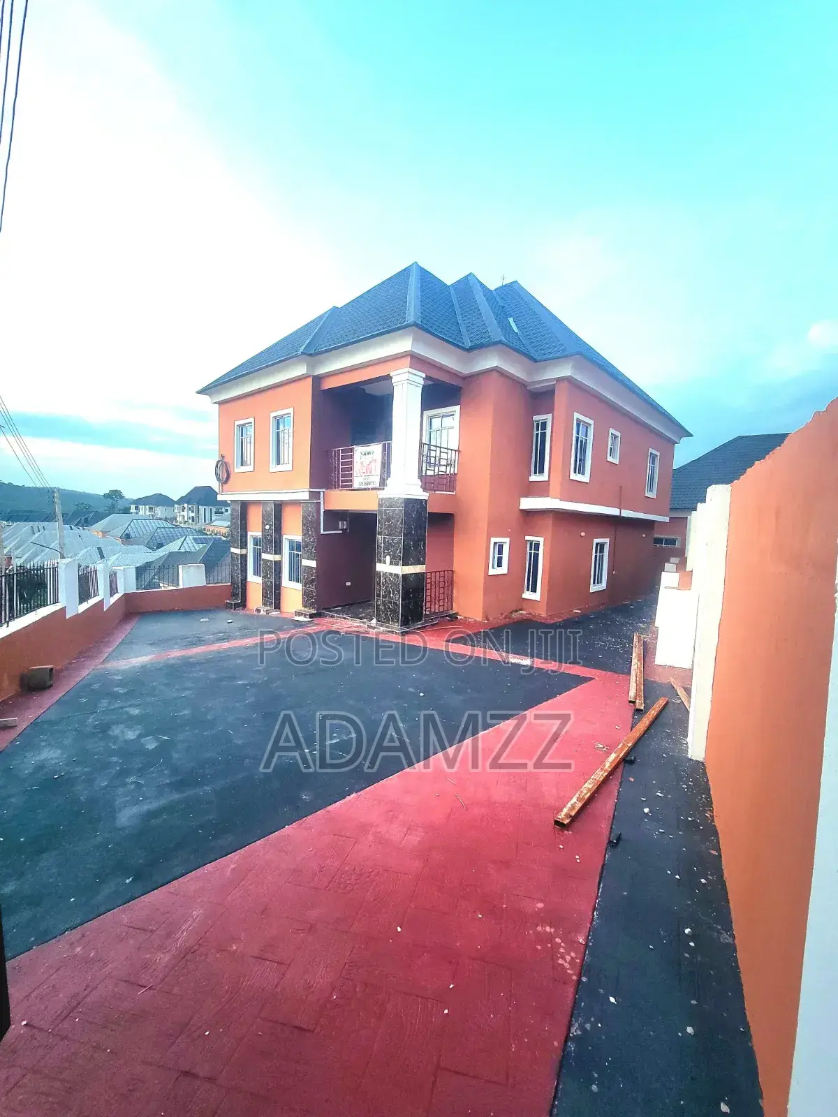 4bdrm Duplex in Transekulu, Enugu for rent in Enugu