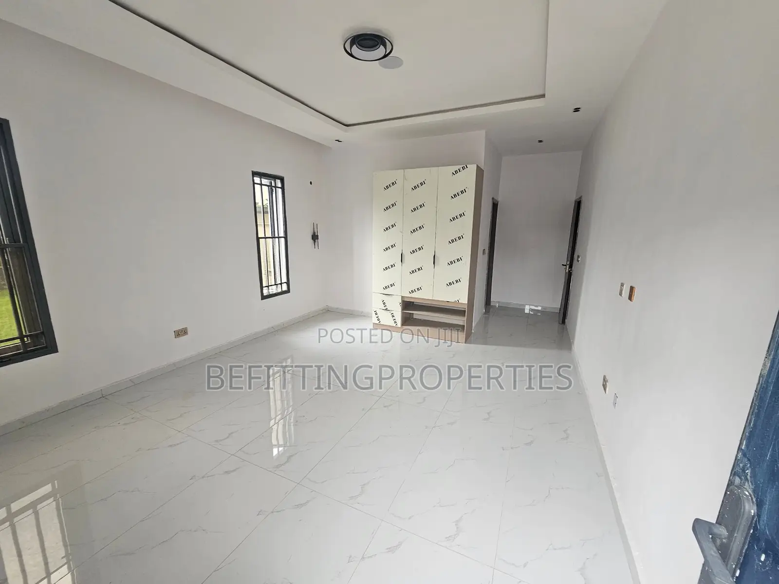 4bdrm Apartment in Ikeja GRA for sale in Ikeja GRA
