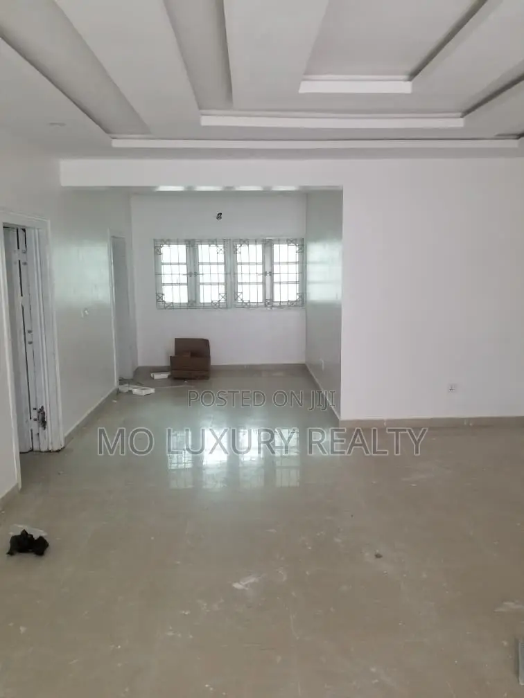 3bdrm Apartment in Lekki Phase 1 for rent in Lekki Phase 1