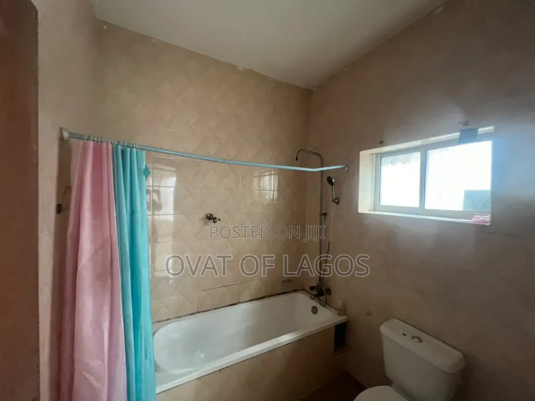 3bdrm Apartment in Ikate for rent in Ikate