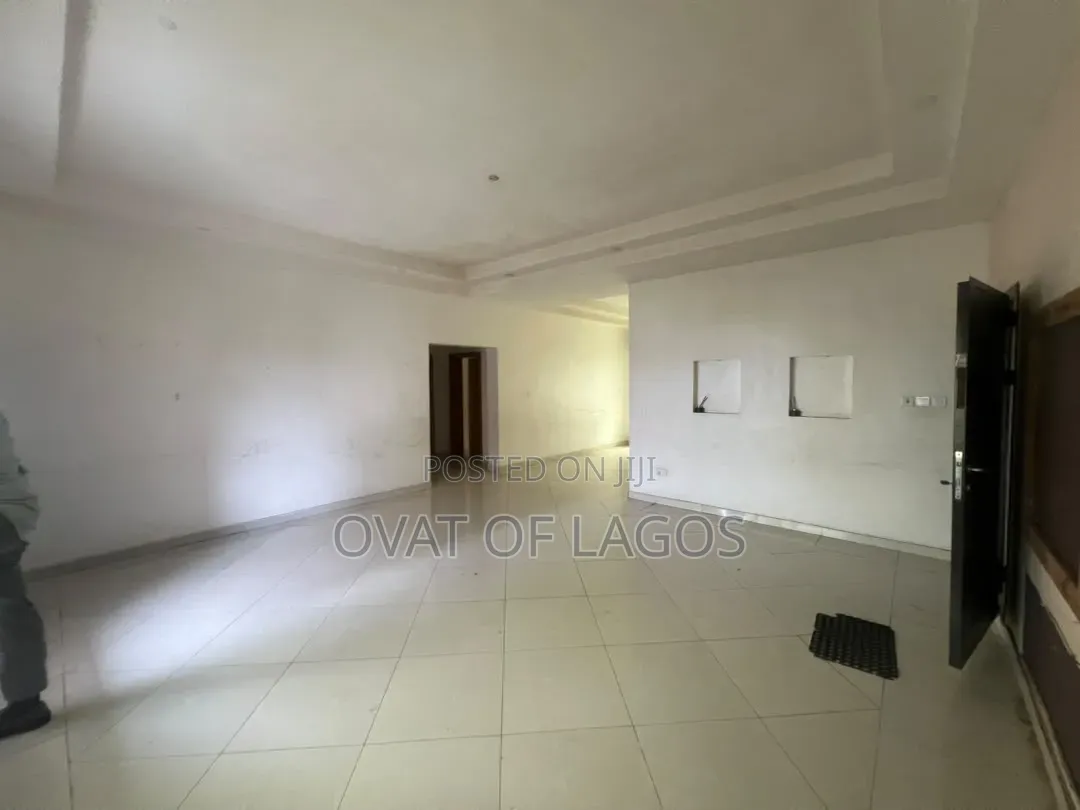 3bdrm Apartment in Ikate for rent in Ikate
