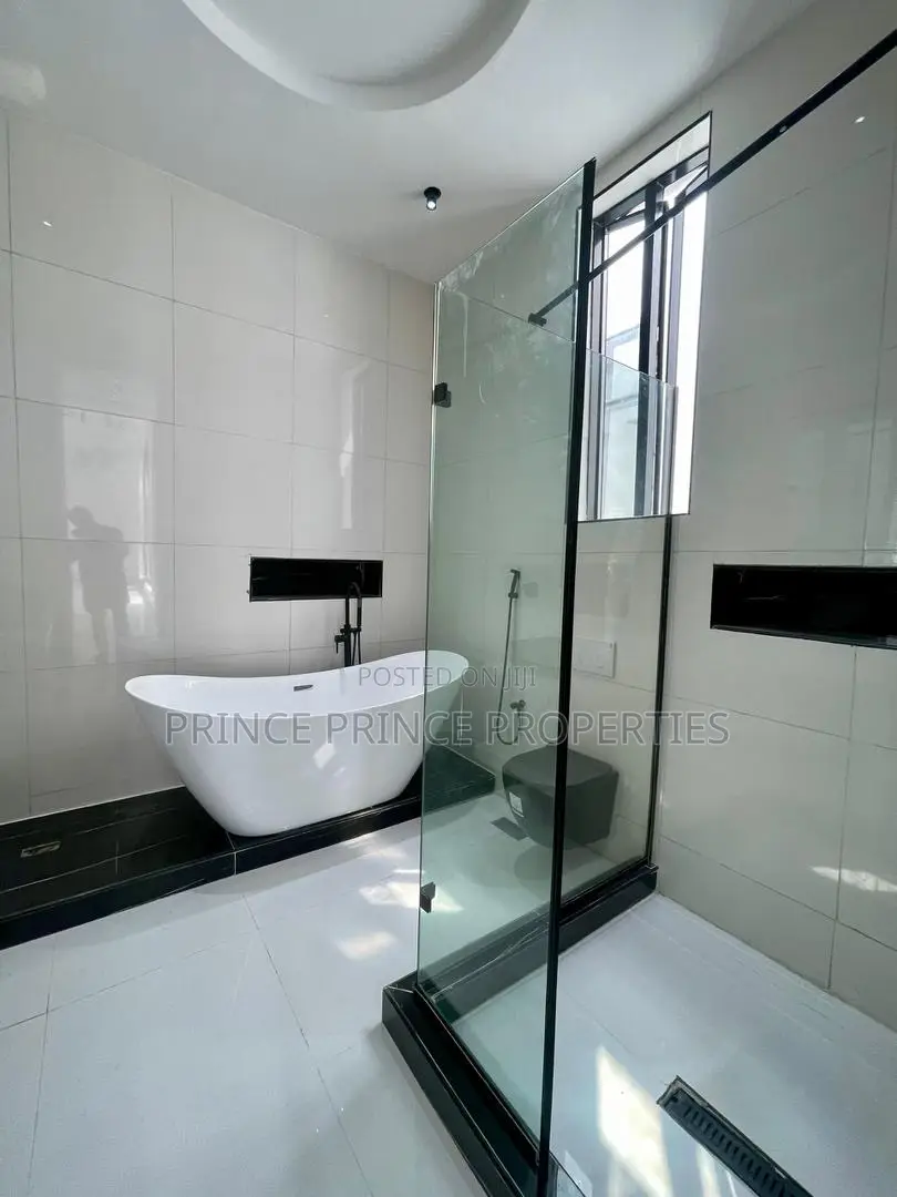 Furnished 5bdrm Duplex in Chevron Lekki for sale in Chevron