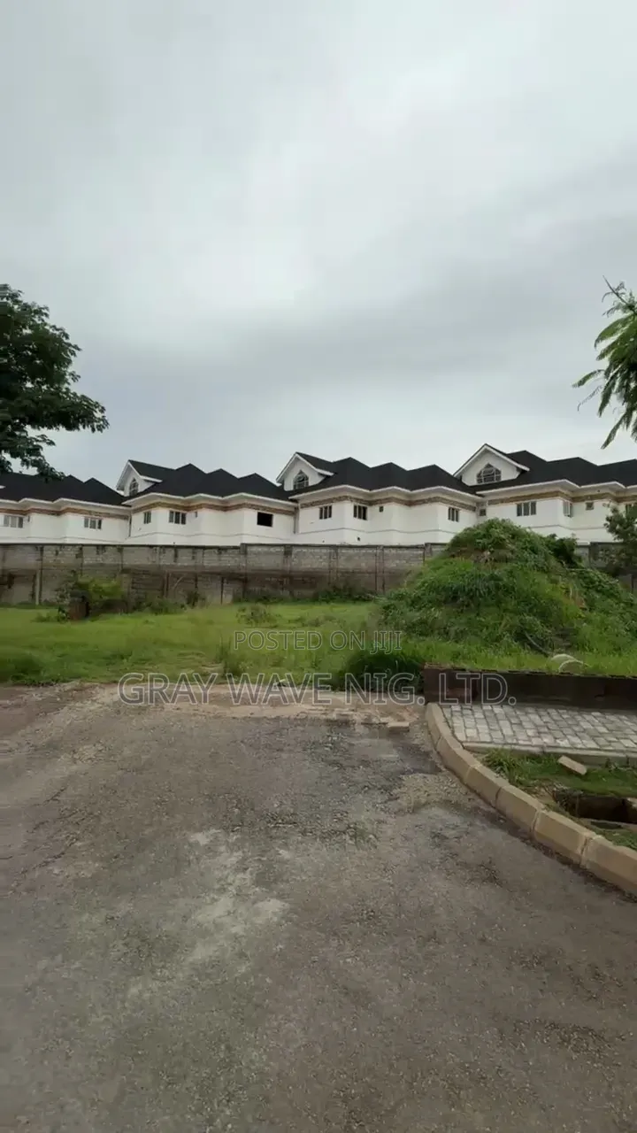 850sqm Prime Flat Residential Land in Maitama
