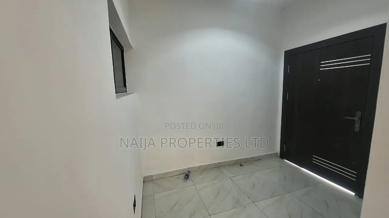 3bdrm Townhouse / Terrace in Greenbay Estate, Ilaje for rent in Ilaje