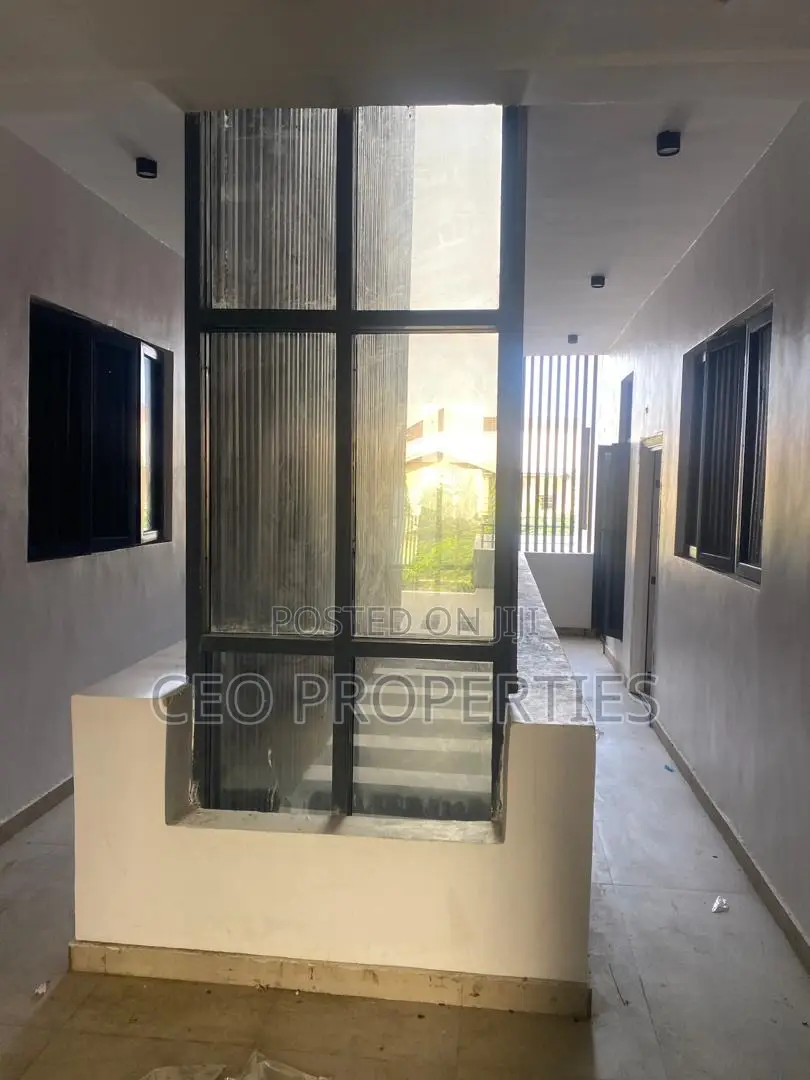 3bdrm Block of Flats in Lekki Phase1/ for rent in Lekki Phase 1
