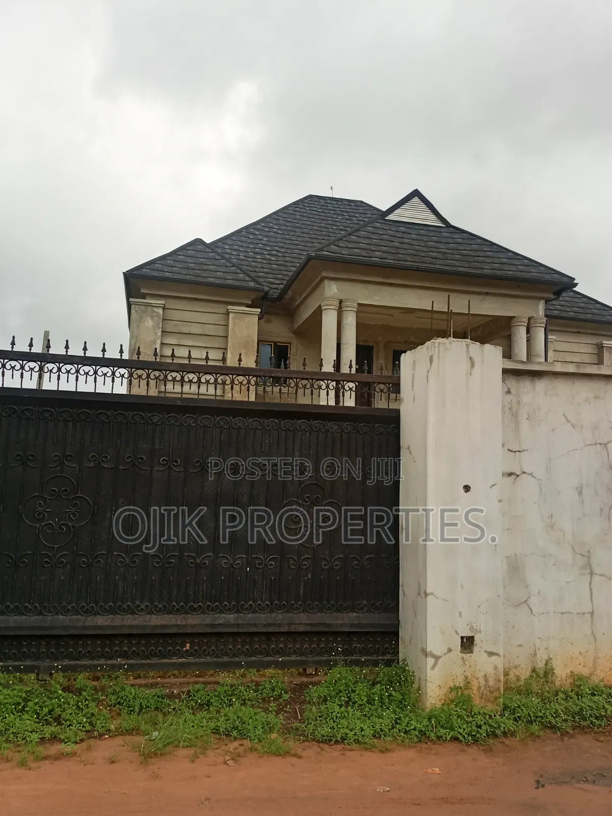 5bdrm Duplex in Ojik Properties, Owerri for sale in Owerri