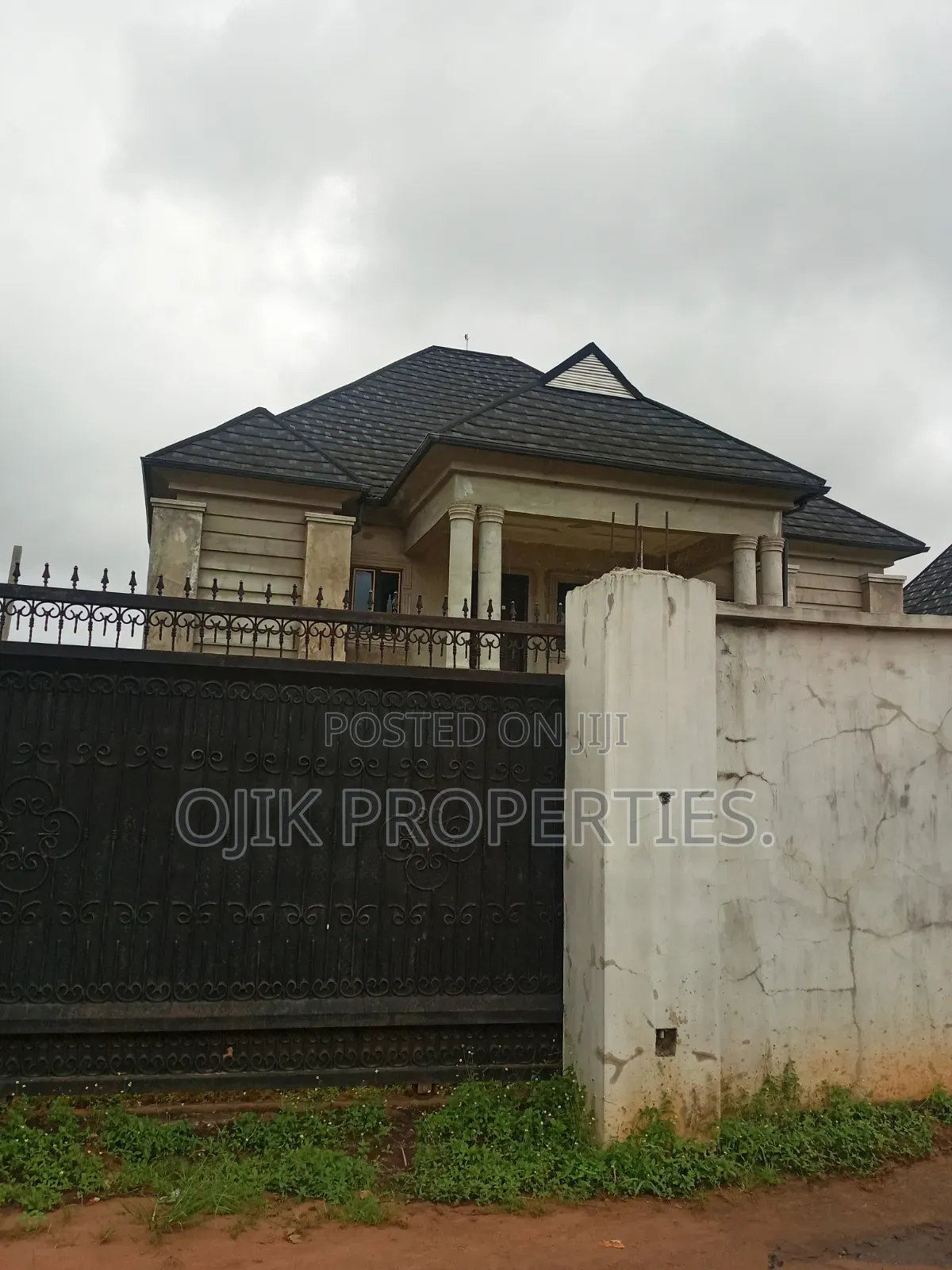5bdrm Duplex in Ojik Properties, Owerri for sale in Owerri