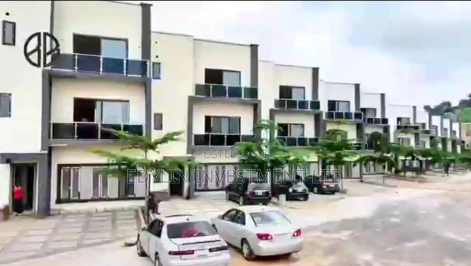 Furnished 4bdrm Duplex in Life Camp for sale in Life Camp