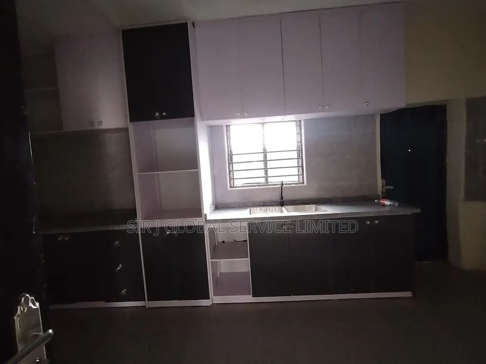 3bdrm Block of Flats in Close To Fati Dogo, Maitama for rent in Maitama