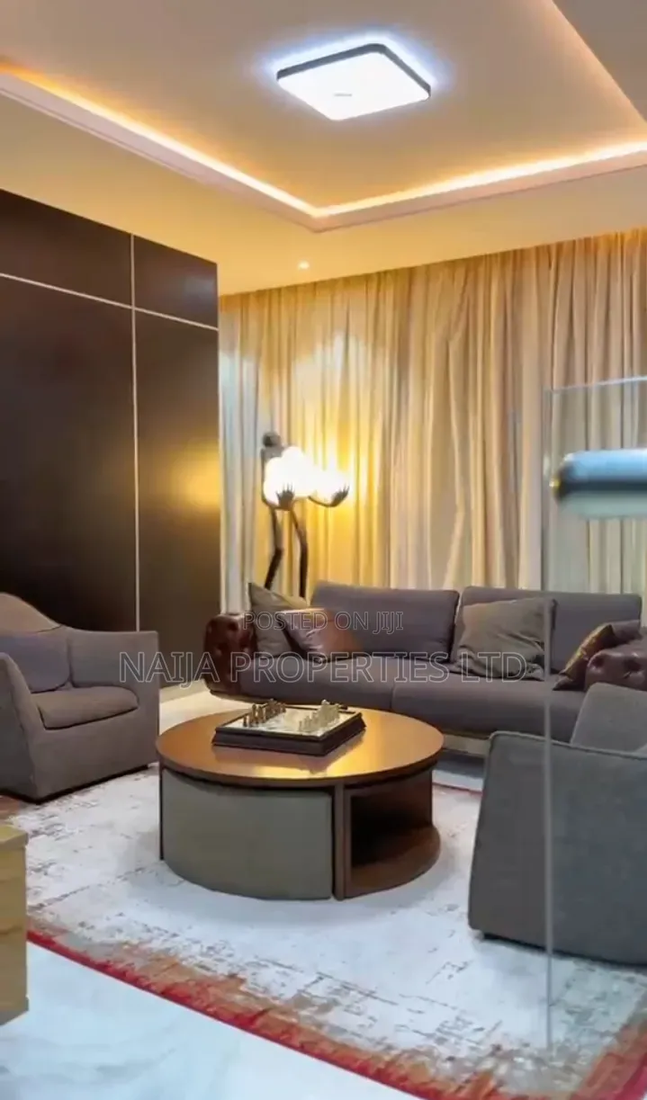 Furnished 2bdrm Maisonette in Off Freedom Way, Lekki Phase 1 for sale in Lekki Phase 1