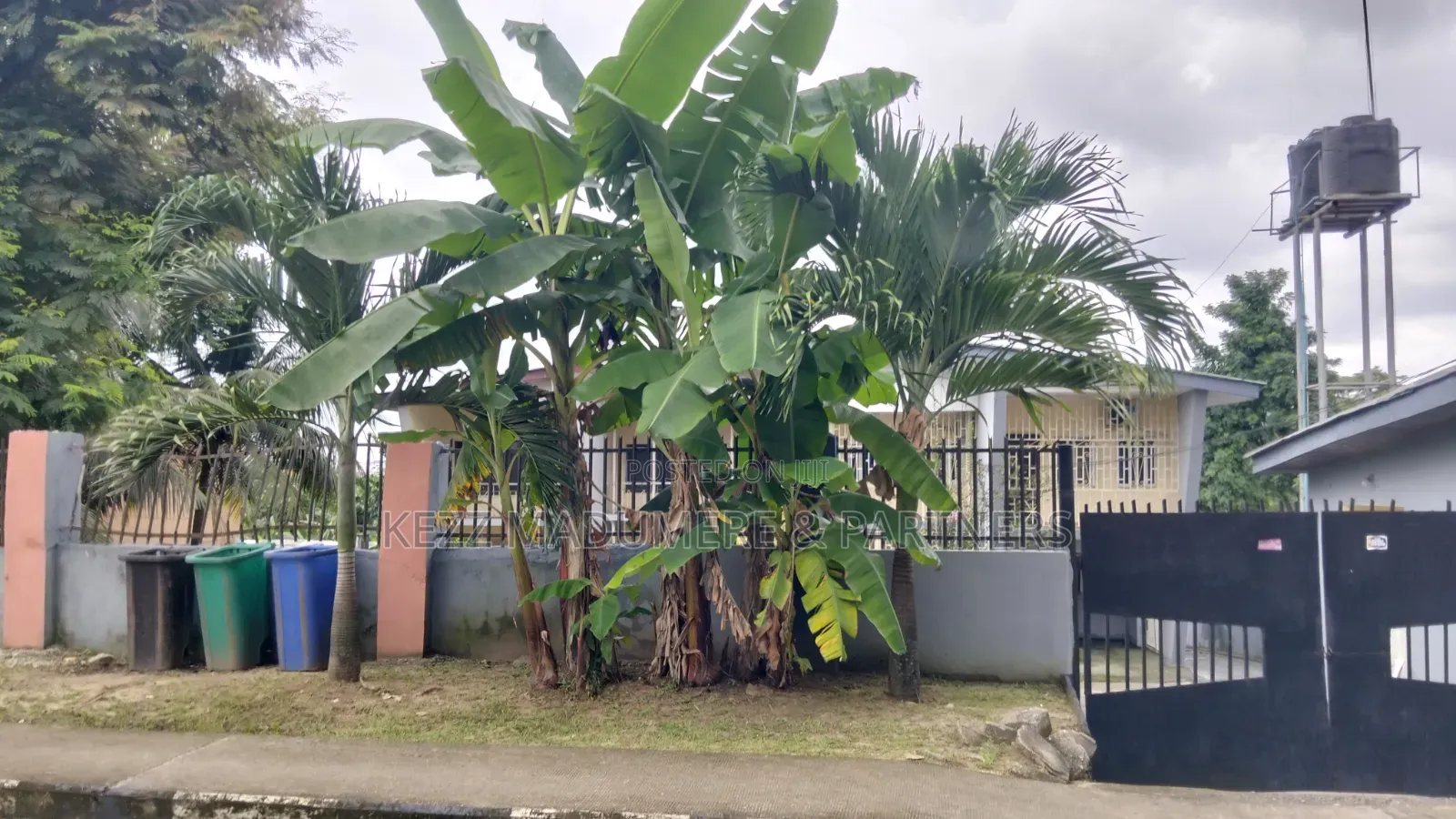 4bdrm Duplex in Old Gra Port for sale in Old GRA