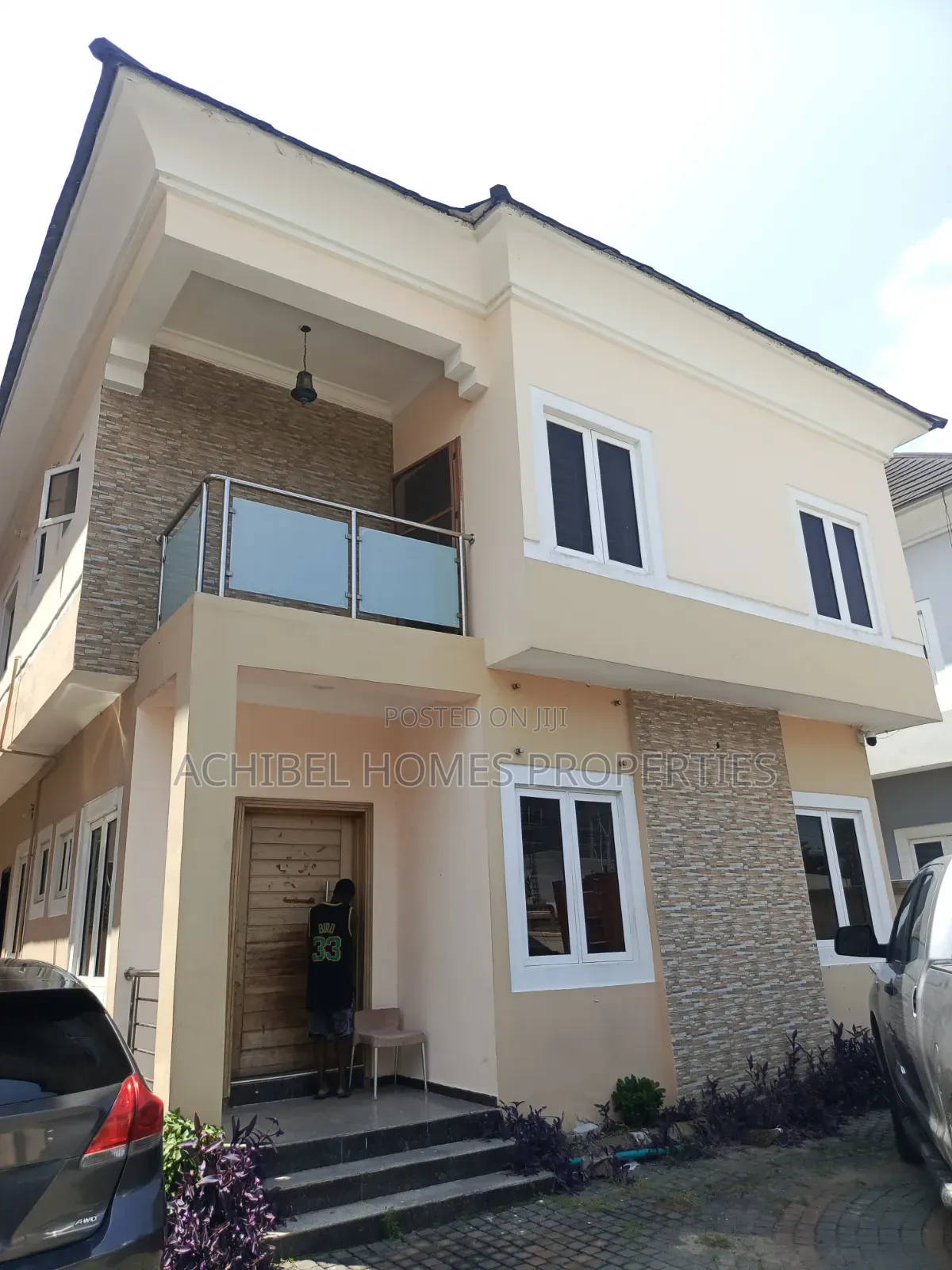 3bdrm Block of Flats in Off Admiralty Way, Lekki Phase 1 for rent in Lekki Phase 1