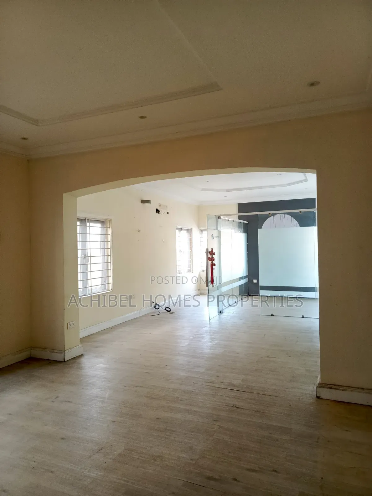 3bdrm Block of Flats in Off Admiralty Way, Lekki Phase 1 for rent in Lekki Phase 1