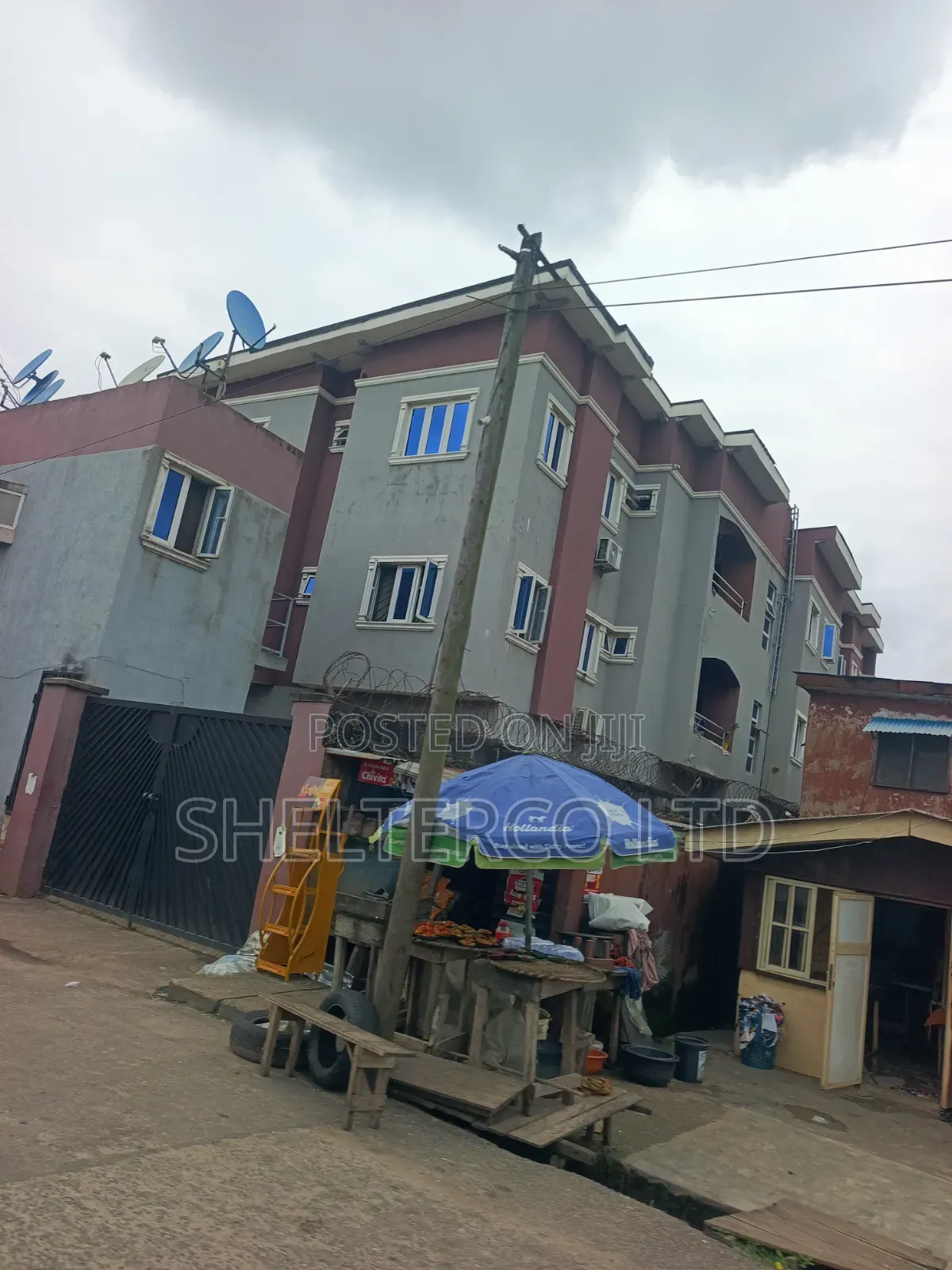 3bdrm Block of Flats in Gated , Tared, Aguda / Ogba for sale in Aguda / Ogba