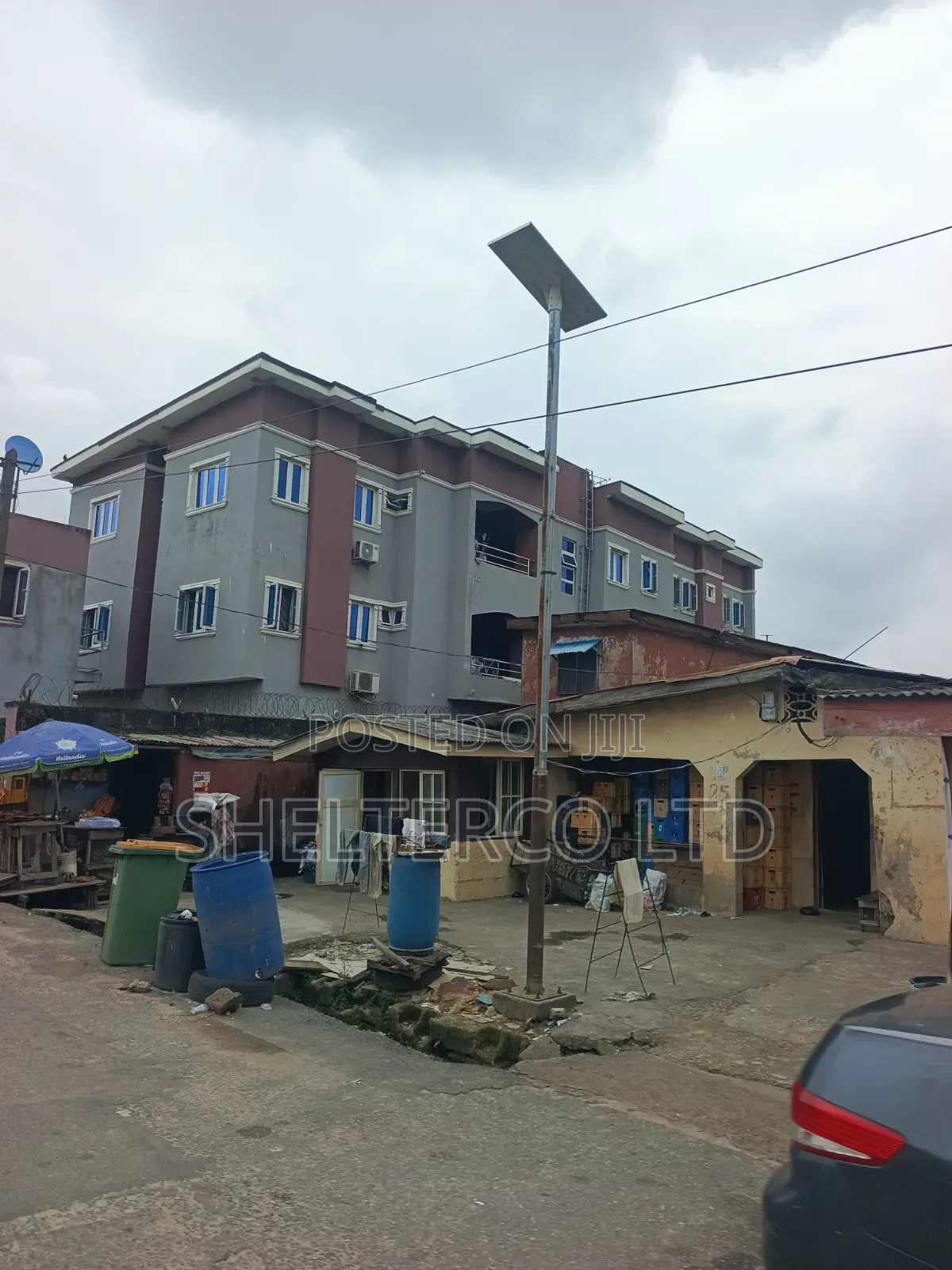 3bdrm Block of Flats in Gated , Tared, Aguda / Ogba for sale in Aguda / Ogba