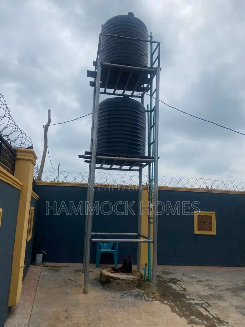 5bdrm Bungalow in Biala Estate., Iwo Road for sale in Iwo Road