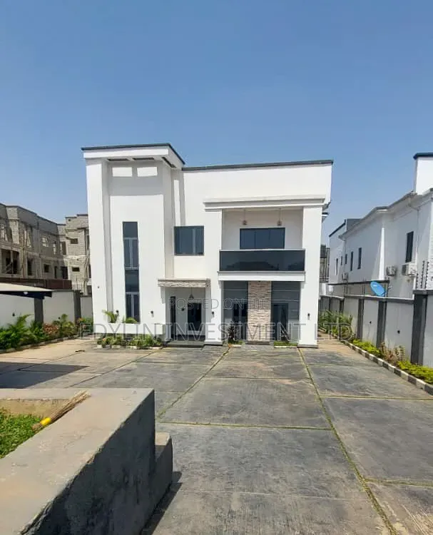6 Bedroom Fully Detached Duplex at Guzape Main FCT Abuja in Guzape District