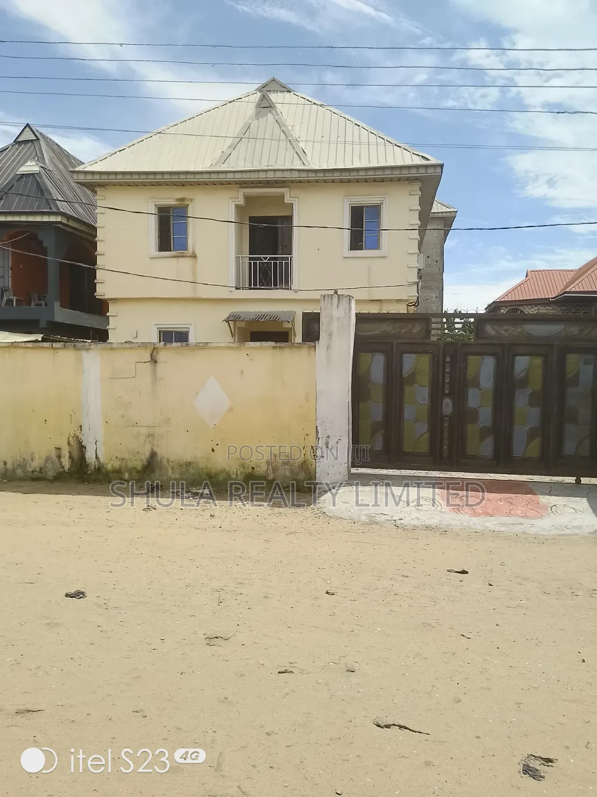Furnished 17bdrm House in Ajangbadi for sale in Ajangbadi