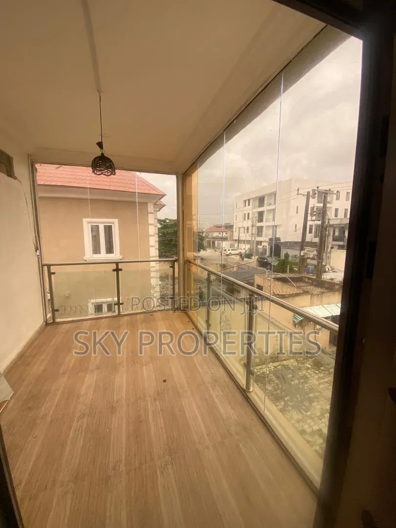 4bdrm Duplex in Tf Kubuyi, Lekki Phase 1 for rent in Lekki Phase 1